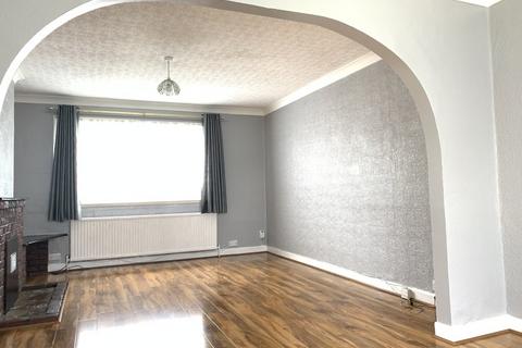 3 bedroom link detached house to rent, Princess Road, Withington