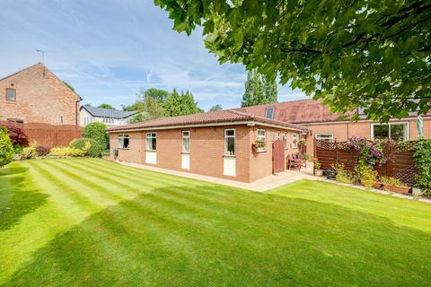 5 bedroom detached house for sale, School Lane, Chester CH3
