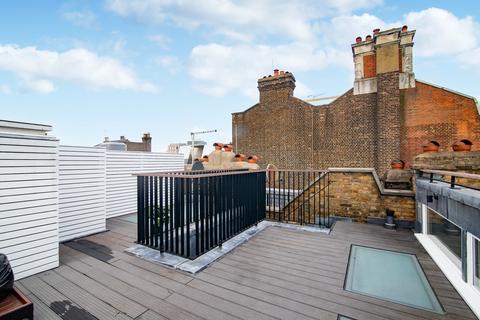 2 bedroom apartment to rent, King Street, Covent Garden WC2