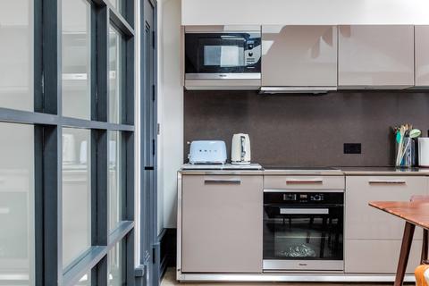 2 bedroom apartment to rent, King Street, Covent Garden WC2