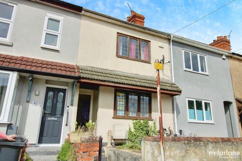 3 bedroom terraced house for sale, Dores Road, Swindon