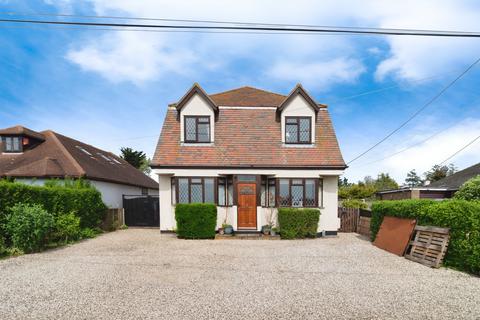 Woodbridge Rebels Lane, Great Wakering, Southend-on-sea, SS3 0QE