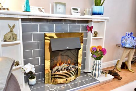1 bedroom apartment for sale, Oak Close, Moreton, Wirral, CH46