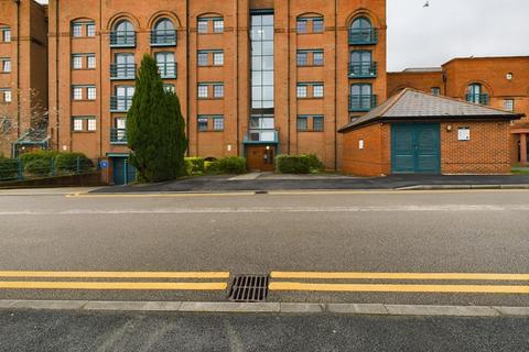 2 bedroom apartment for sale, Wharton Court, Chester