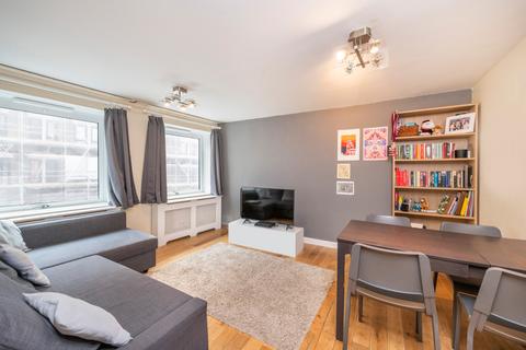 1 bedroom flat for sale, Vale Royal House, 36 Newport Court, London