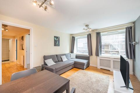 1 bedroom flat for sale, Vale Royal House, 36 Newport Court, London
