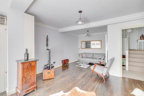 2 bedroom flat for sale, New Kings Road, Fulham, London