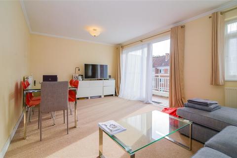 3 bedroom flat to rent, York House, Courtlands, Sheen Road, Richmond