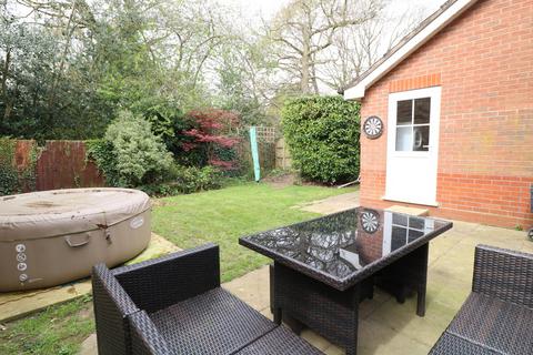 3 bedroom detached house for sale, Ashby Court, Solihull B91