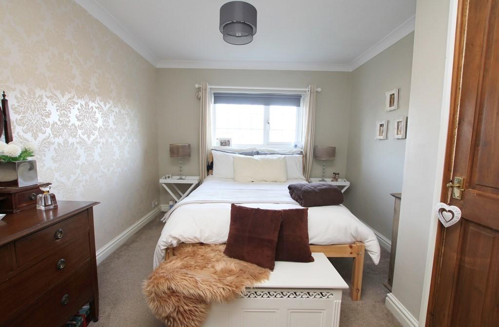 3-bed semi-detached house, Huntington - Bed 1