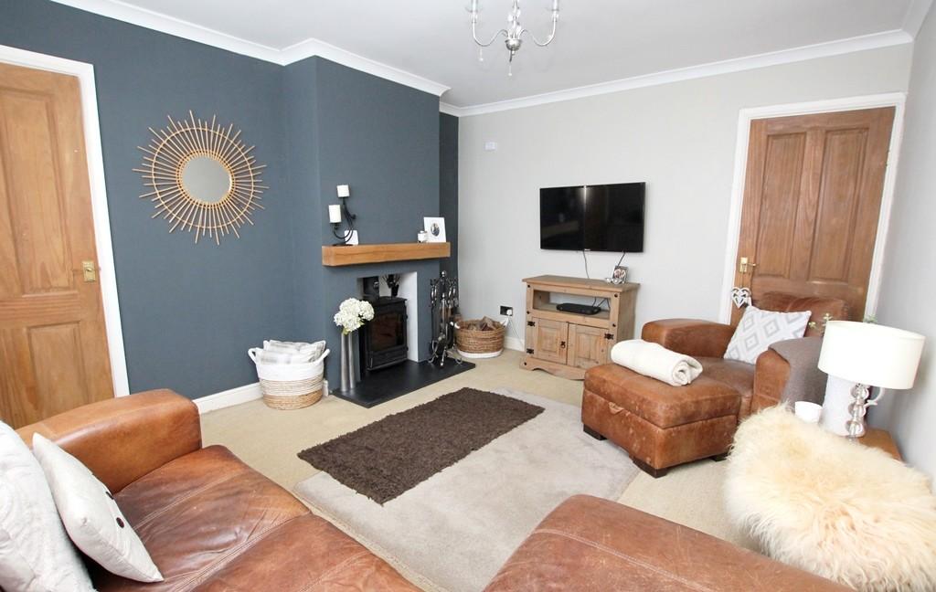 3-bed semi-detached home, Huntington - living room