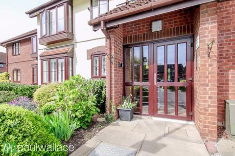 Flat 20, Richmond Court High Road, Broxbourne, EN10 7BN