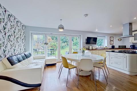 59 Meadowside Road, Sutton Coldfield, B74 4SL