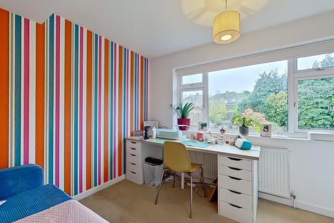 59 Meadowside Road, Sutton Coldfield, B74 4SL