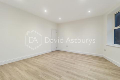 3 bedroom apartment to rent, Wightman Road, Crouch End , London