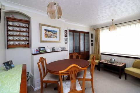6 Clover Hill, Walsall, WS5 3DF