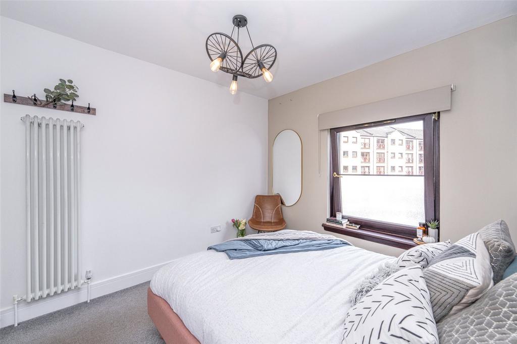 Bedroom 1 Alt