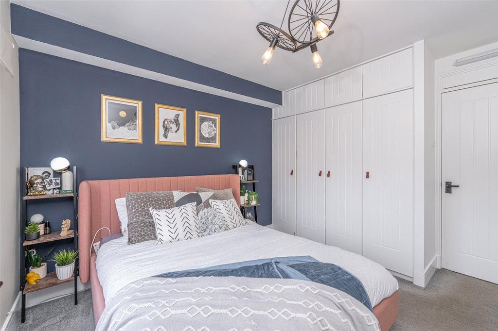 Bedroom 1 Alt