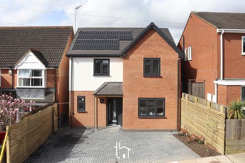 4 bedroom detached house for sale, Sunnycroft Road, Leicester