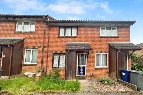 2 bedroom terraced house for sale, Pavilion Way, Edgware