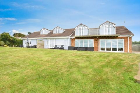 4 bedroom detached house for sale, Mill Lane, Exton