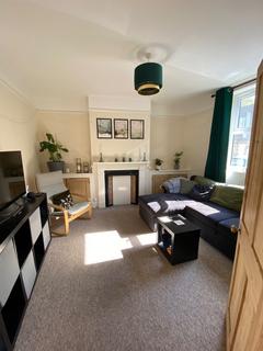3 bedroom terraced house to rent, Auckland Road, Cambridge CB5