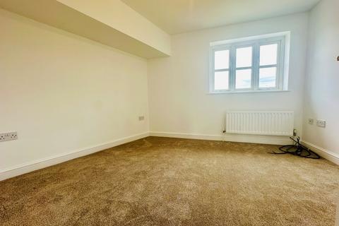 3 bedroom end of terrace house to rent, High Street, Hitchin SG4