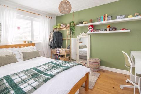 14 Alder Close, Marchwood, Southampton, SO40 4YS