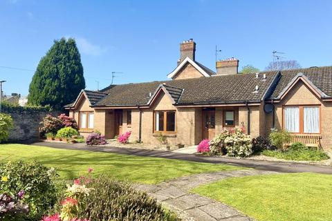 Ayr - 2 bedroom terraced bungalow for sale
