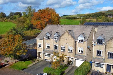 4 bedroom terraced house for sale, Musbury Mews, Haslingden, Rossendale, BB4