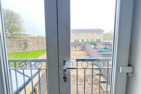 4 bedroom terraced house for sale, Musbury Mews, Haslingden, Rossendale, BB4