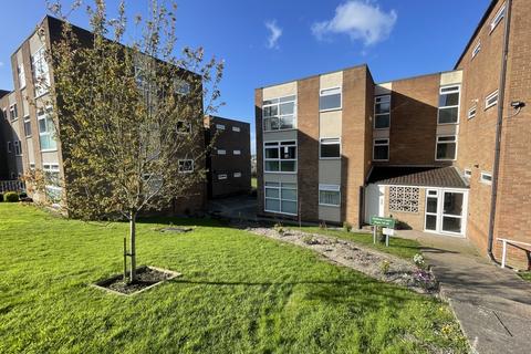 1 bedroom flat to rent - Hallam Court, Pembroke Road, Dronfield, S18