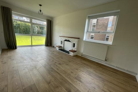 1 bedroom flat to rent, Hallam Court, Pembroke Road, Dronfield, S18