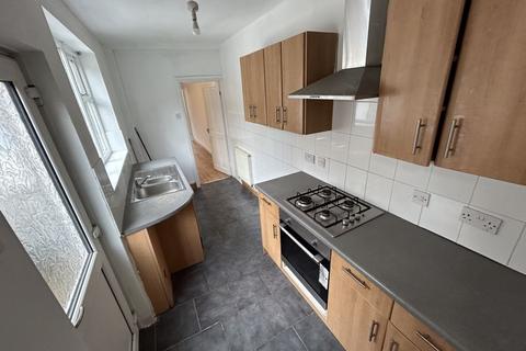 2 bedroom end of terrace house for sale, Alastair Road, Stoke-On-Trent
