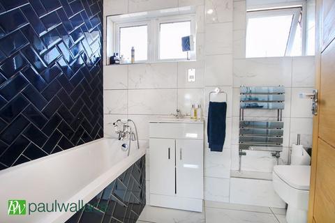 84 Cavell Road, Cheshunt, Waltham Cross, EN7 6JL