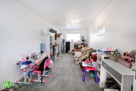 84 Cavell Road, Cheshunt, Waltham Cross, EN7 6JL