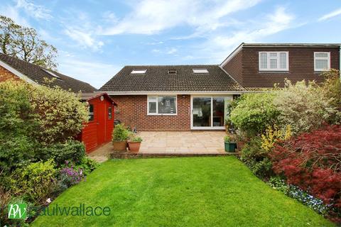 52 Barrow Lane, Cheshunt, Waltham Cross, EN7 5LR