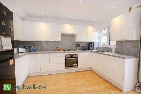 3 bedroom semi-detached house for sale, Faverolle Green, West Cheshunt