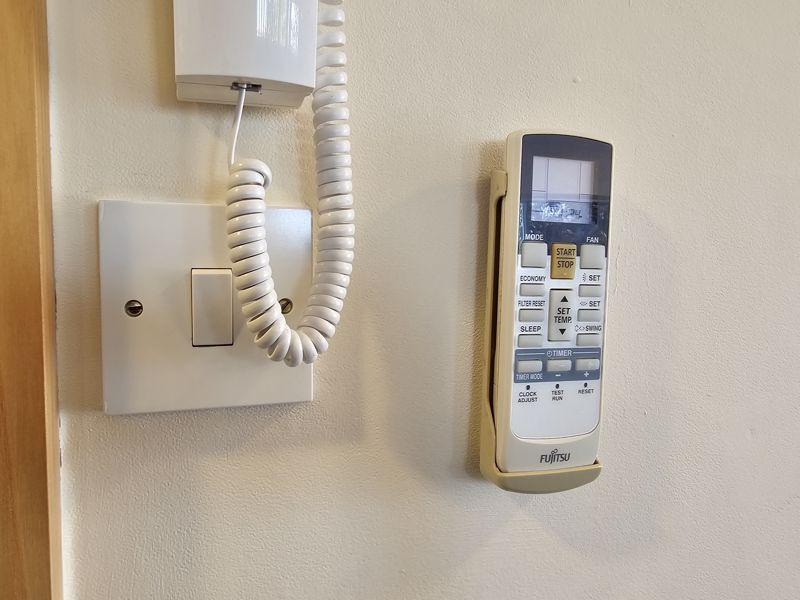 Air Con. &amp; Intercom