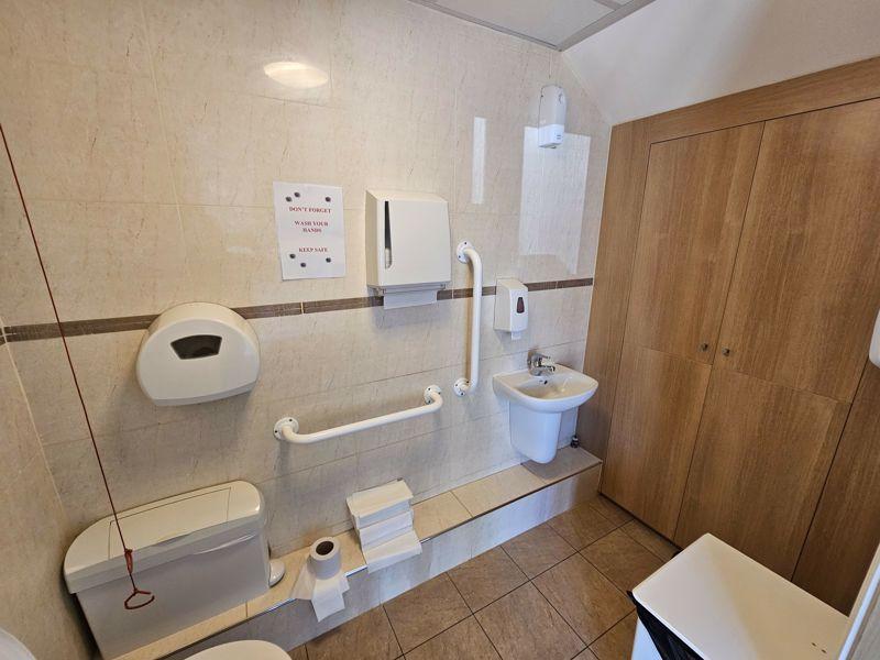 Communal WC