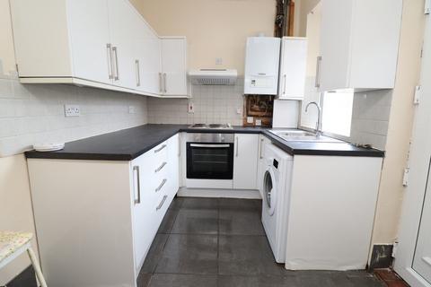 2 bedroom terraced house to rent, Cadman Street, Rotherham S63