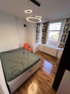 3 bedroom maisonette to rent, Bessborough Road, HA