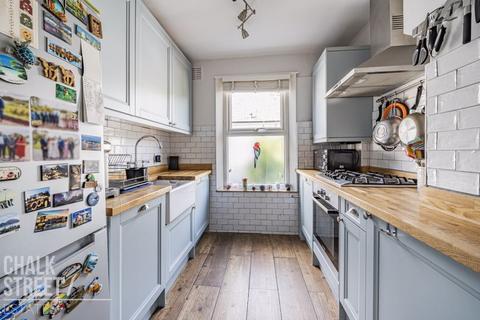 51a Manor Road, Romford, RM1 2RD