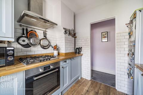 51a Manor Road, Romford, RM1 2RD