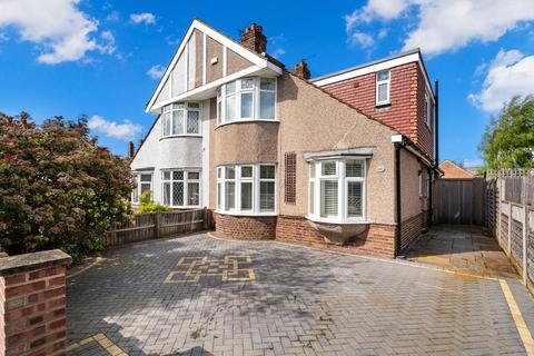 4 bedroom semi-detached house for sale, Brantwood Avenue, Isleworth, TW7
