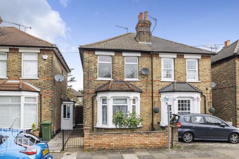 2 bedroom semi-detached house for sale, Stockland Road, Romford, RM7