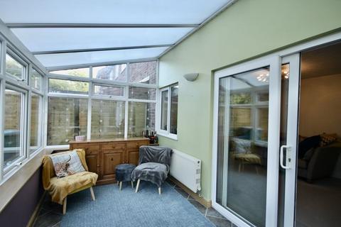 3 bedroom terraced house to rent, Milton Terrace, Blandford Forum, DT11