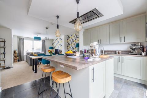 5 Bartlett Square, Ansford, Castle Cary, BA7 7FN