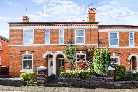 3 bedroom semi-detached house to rent, Burrish Street, Droitwich, WR9 8HY