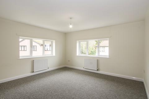 2 bedroom flat to rent, Ashley Road, Parkstone, BH14
